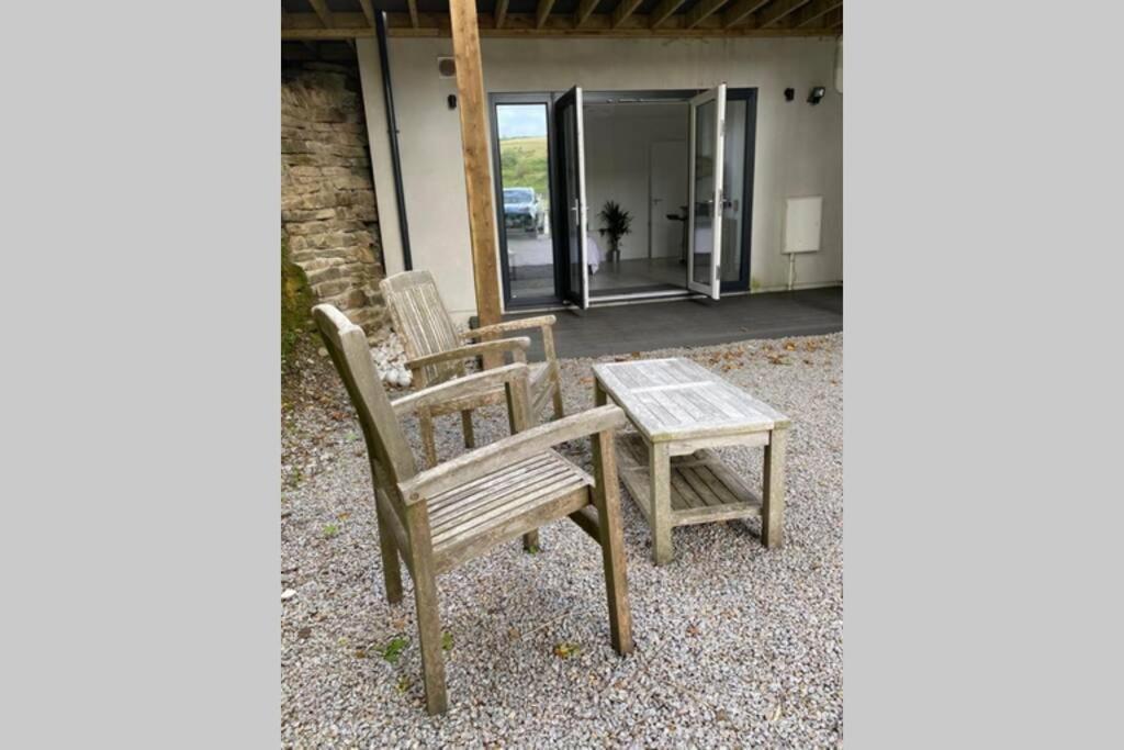 The Boardroom At The Beach House Falmouth Bagian luar foto